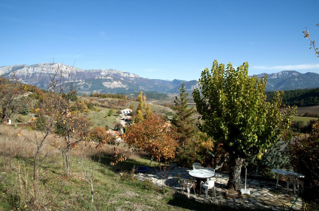 La Grange D'Agnes Bed & Breakfast Montmaur-en-Diois Exterior photo