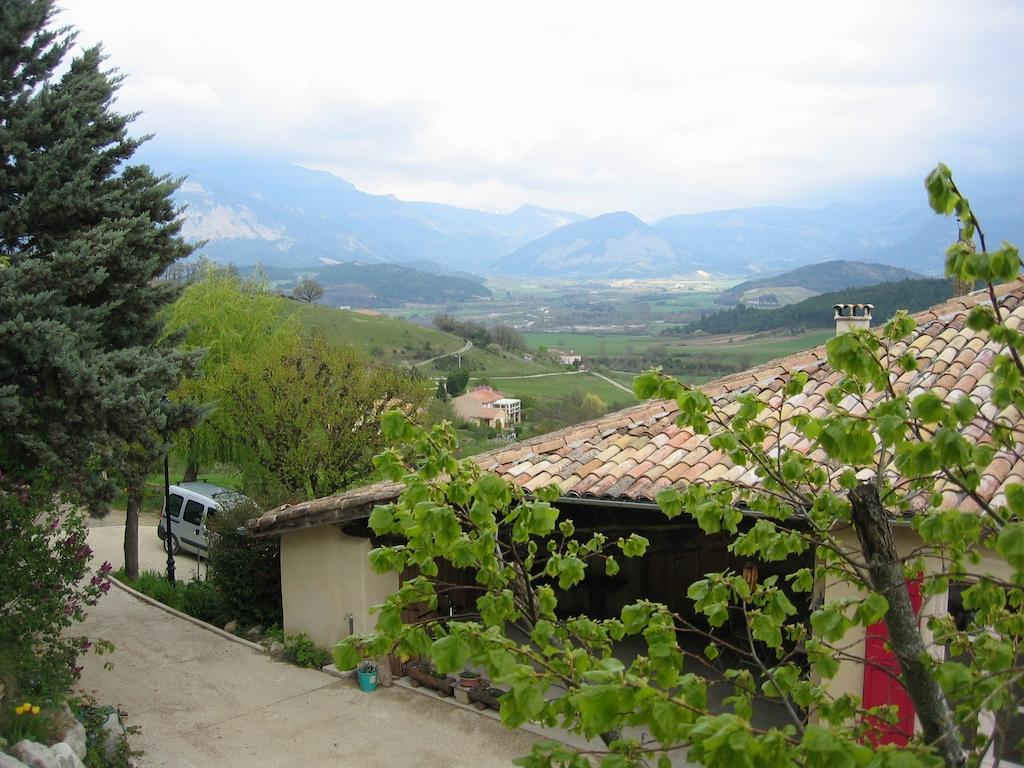 La Grange D'Agnes Bed & Breakfast Montmaur-en-Diois Exterior photo